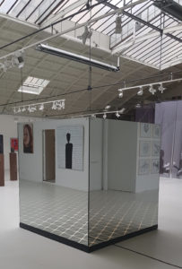 Exposition « l’Autre » de l’Association Florence. Avec Roland Burkart, Walaa Dakak, Khaled Dawwa, Damien MacDonald, Randa Maddah, Tina Merandon, Moonassi, Léopoldine Siaud et Kornel Zezula. Espace Commines, 2018.