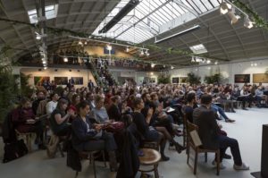 Conférence Le Temps des Marques Responsables organisée par M6 Publicité à l'Espace Commines.