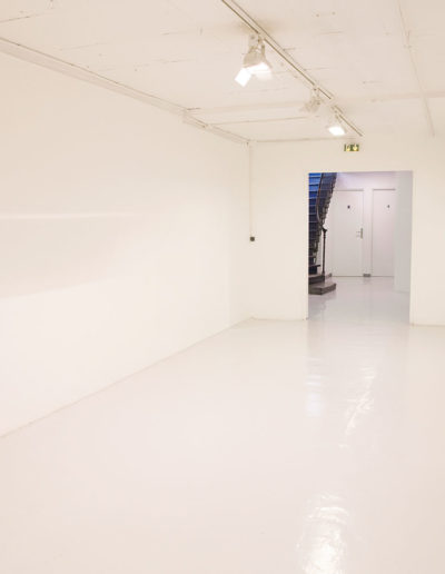 Espace Commines – Basement, exhibition space or reserve – Photo: Alice Lemarin