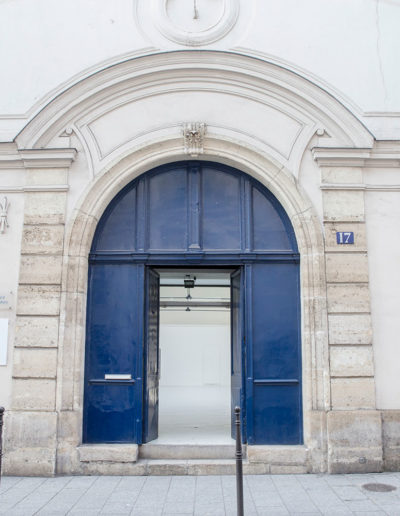 Espace Commines – Facade on the street – Photo: Alice Lemarin