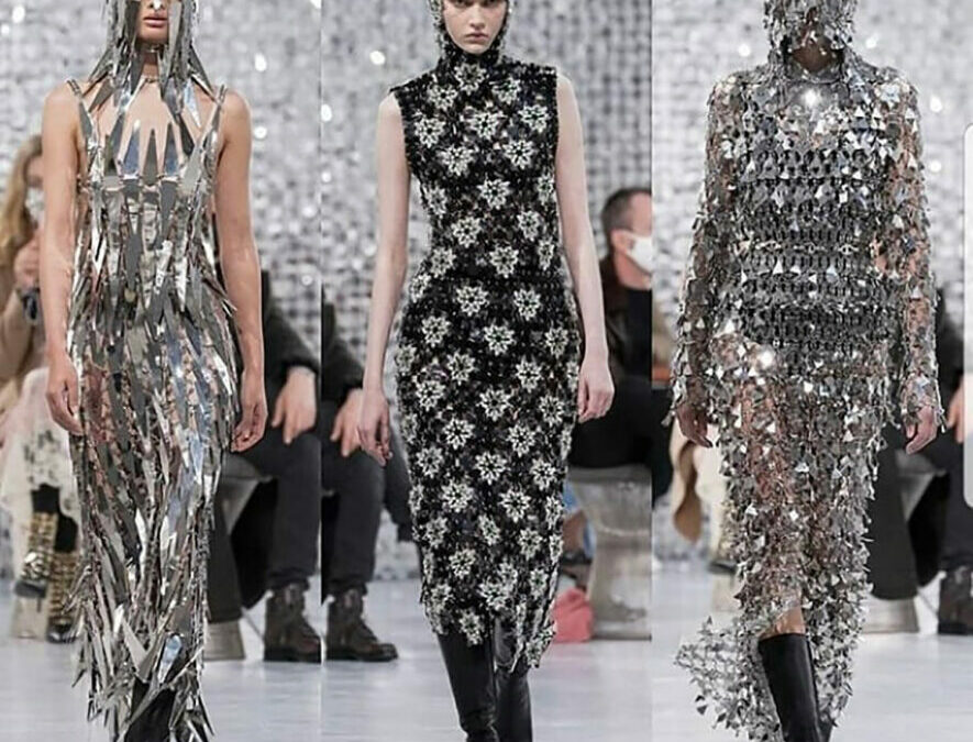 Défilé Pace Rabanne, printemps-été 2021. Production La Mode en Images. Espace Commines