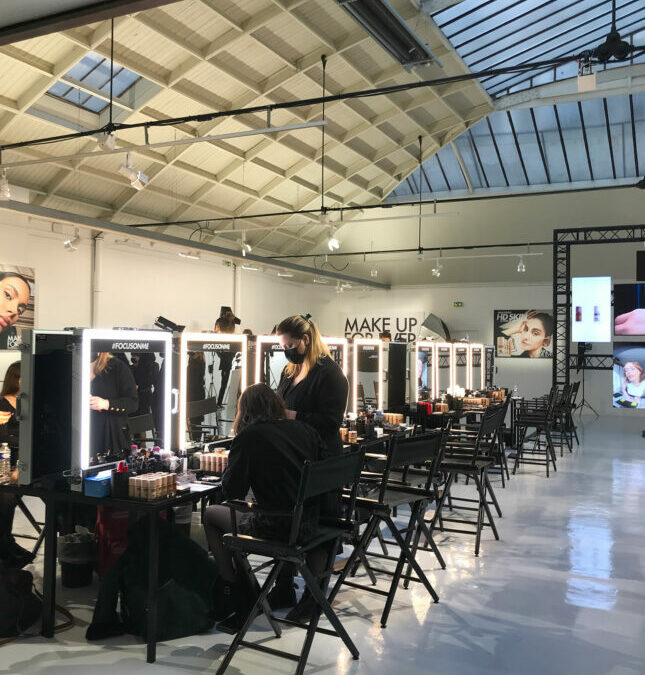 Make up for Ever, 2022. Espace Commines