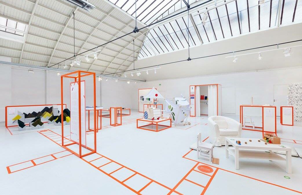 La Fondation d’entreprise Hermès présente les 12 finalistes du prix Émile Hermès 2016 à l’Espace Commines. Photo Olivier Borde © Fondation d’entreprise Hermès