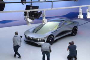 Scénographie Moma event pour Peugeot - Présentation concept-car Inception - Espace Commines