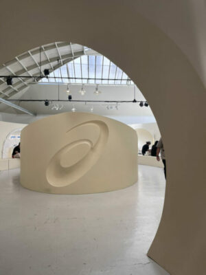 Pop-Up Asics Paris FW. Production Double-Dragon. Espace Commines 2025