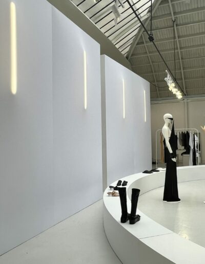 Show-room Courrèges. Espace Commines 2025